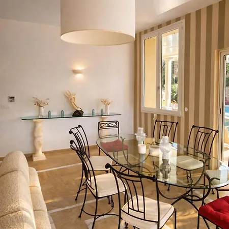 Miranda - Prestigeous With Pool - Cannet